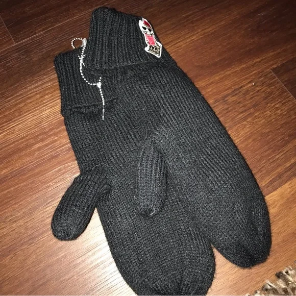 Karl Lagerfeld Apres Ski Thick & Warm Mittens Fully Lined NWT - Picture 2 of 7